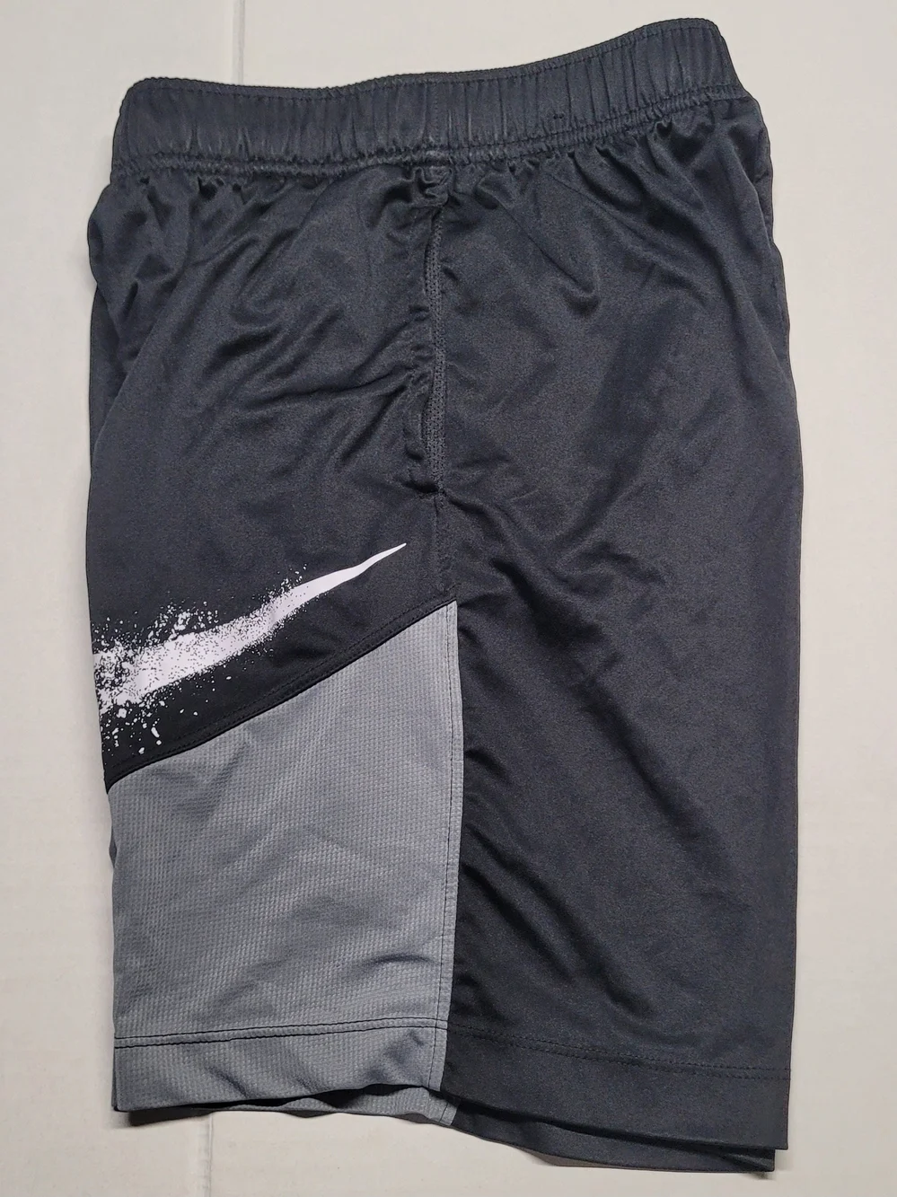 Nike boy’s set size medium